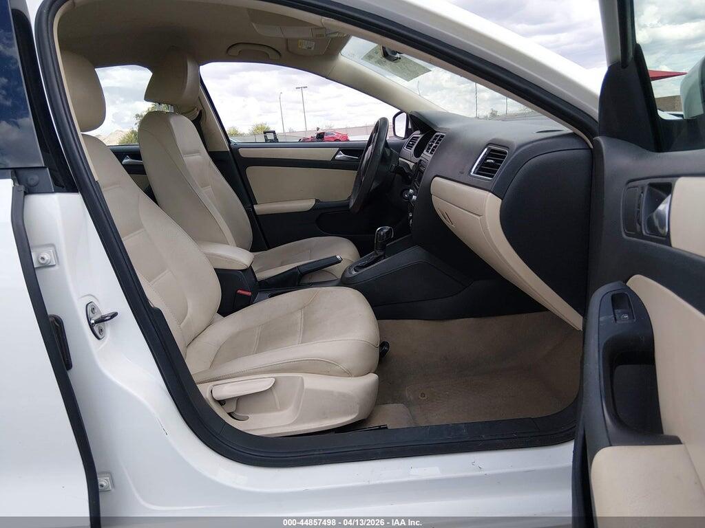 3VWDP7AJ5CM462369 2012 VOLKSWAGEN JETTA photo no. 5