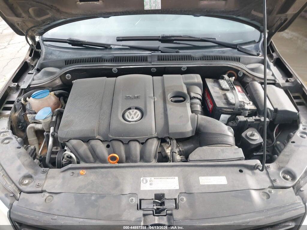 3VWLP7AJ5CM121968 2012 VOLKSWAGEN JETTA photo no. 10