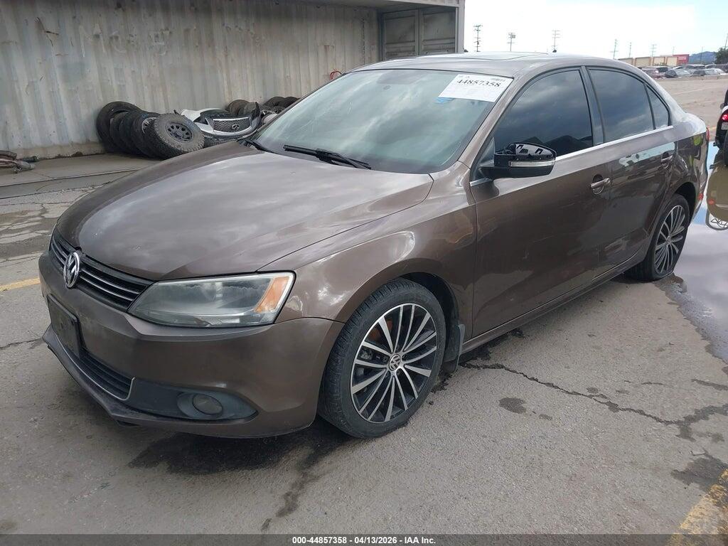 3VWLP7AJ5CM121968 2012 VOLKSWAGEN JETTA photo no. 2