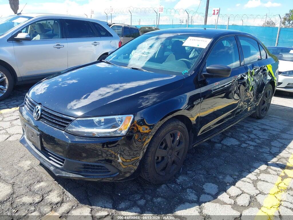 3VW2K7AJ2CM117158 2012 VOLKSWAGEN JETTA photo no. 2