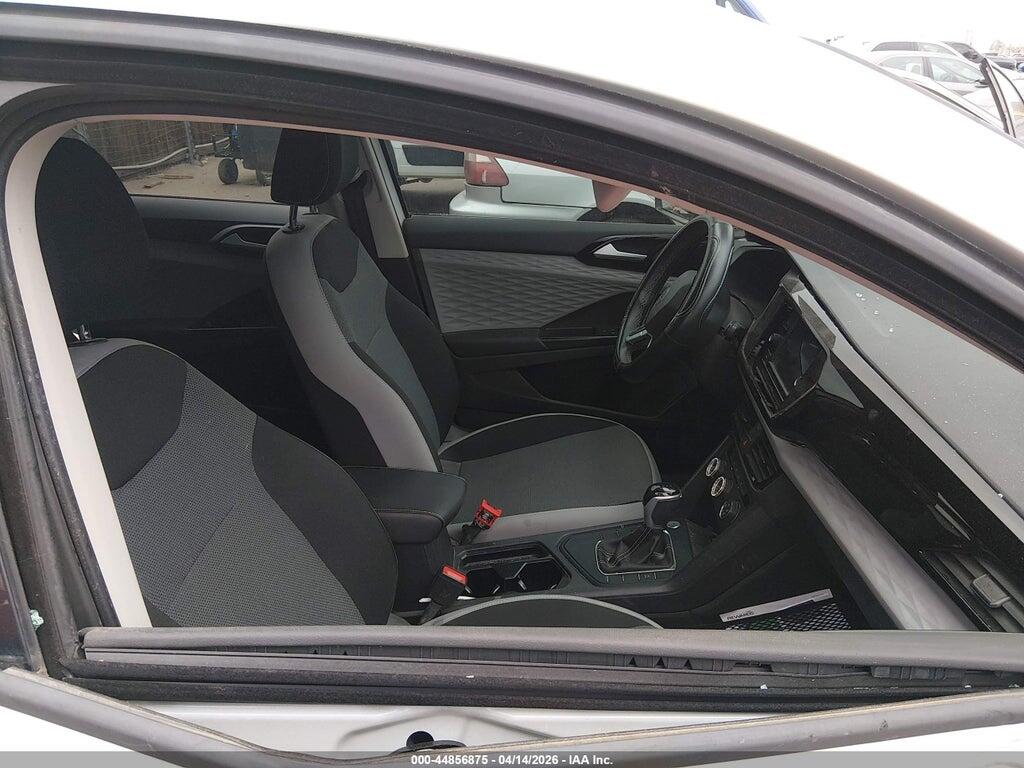 3VVDX7B20NM010201 2022 VOLKSWAGEN TAOS photo no. 5