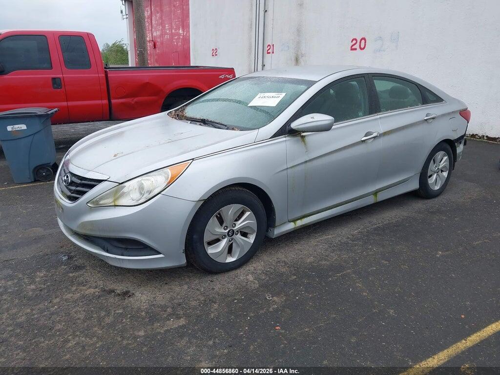 5NPEB4AC5EH826174 2014 HYUNDAI SONATA photo no. 2