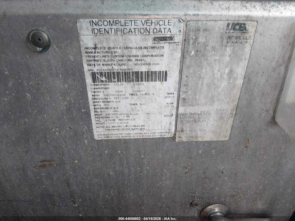 4UZAARBW14CM98992 2004 FREIGHTLINER CHASSIS photo no. 8