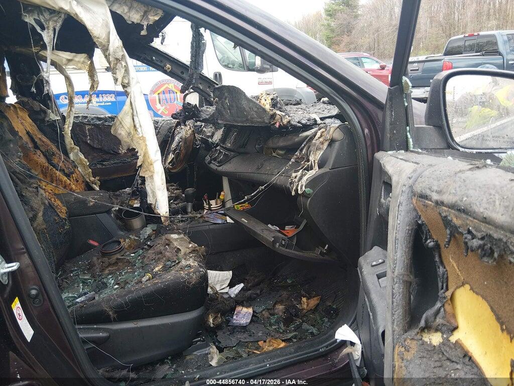 2T3BFREV5HW551953 2017 TOYOTA RAV4 photo no. 5