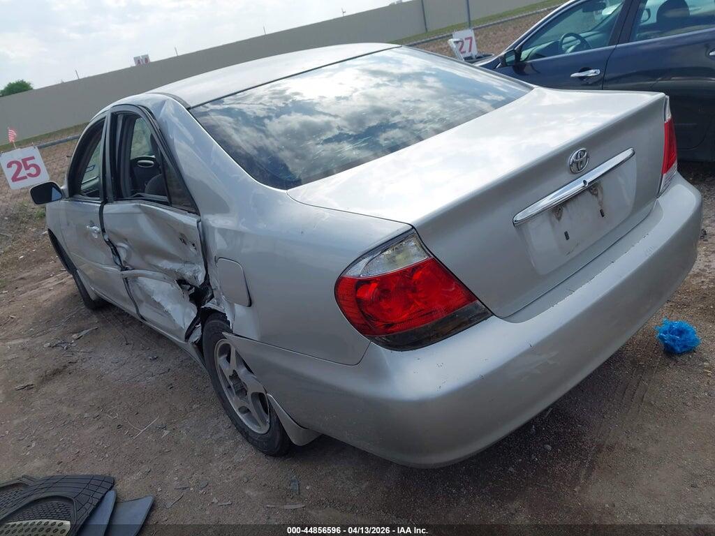4T1BE32K55U425557 2005 TOYOTA CAMRY photo no. 3