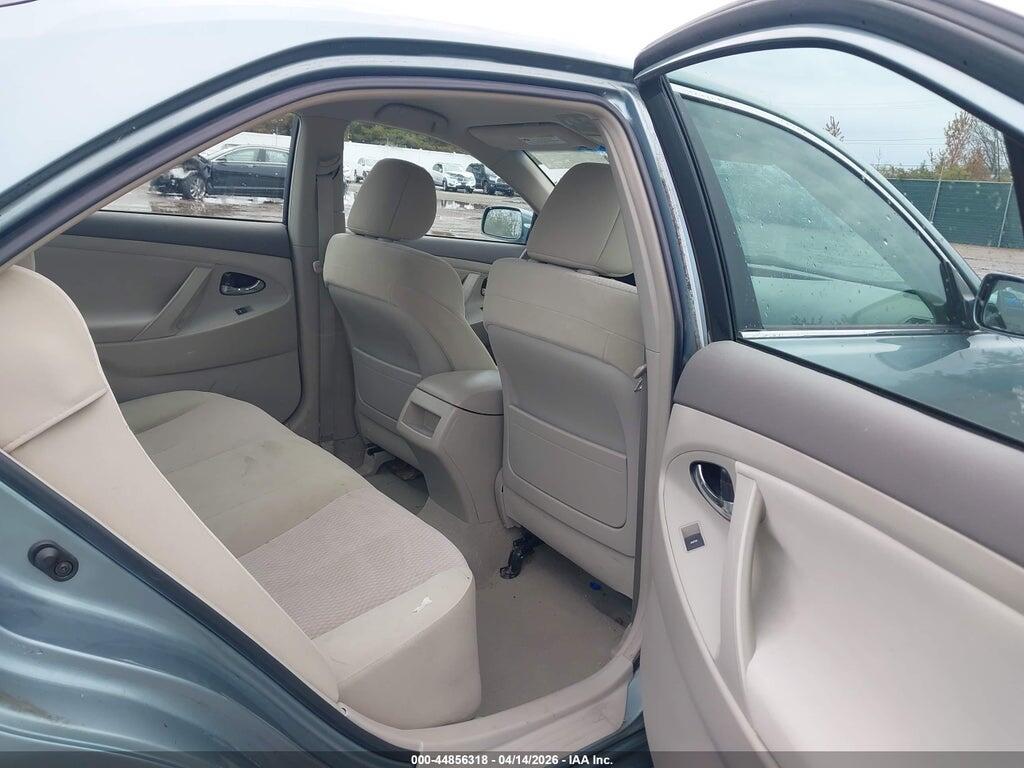 4T1BF3EK4BU738409 2011 TOYOTA CAMRY photo no. 8