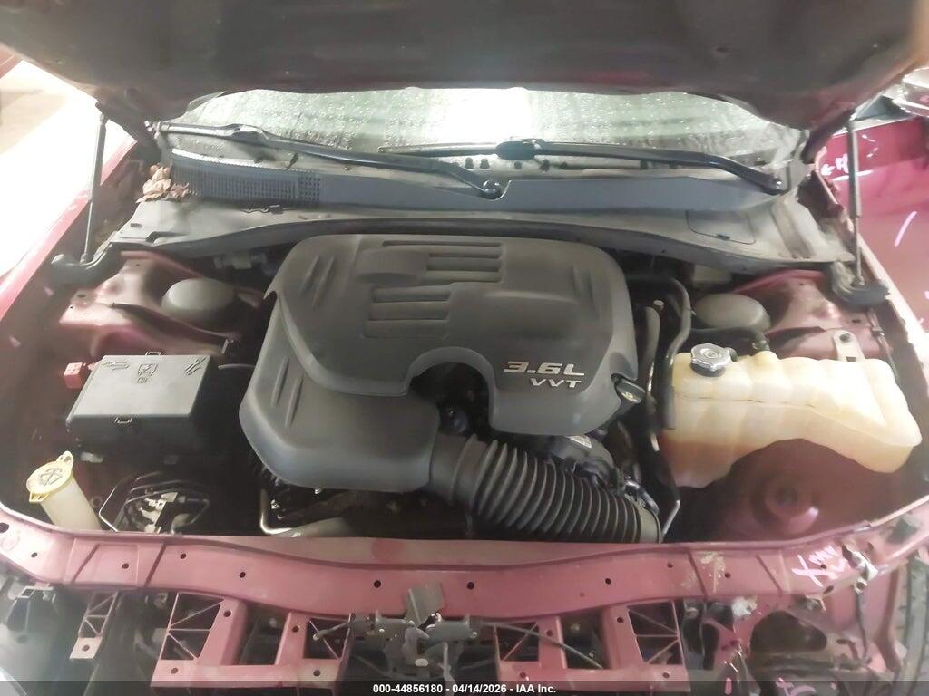 2C3CCAKG1KH577983 2019 CHRYSLER 300 photo no. 10