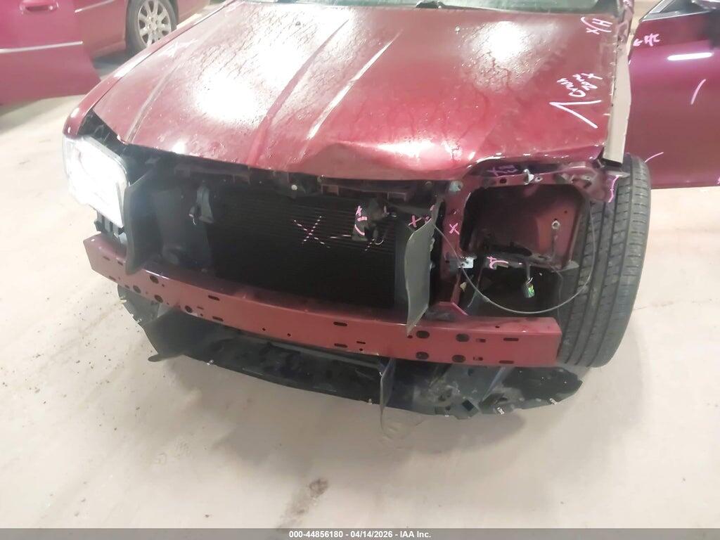 2C3CCAKG1KH577983 2019 CHRYSLER 300 photo no. 6