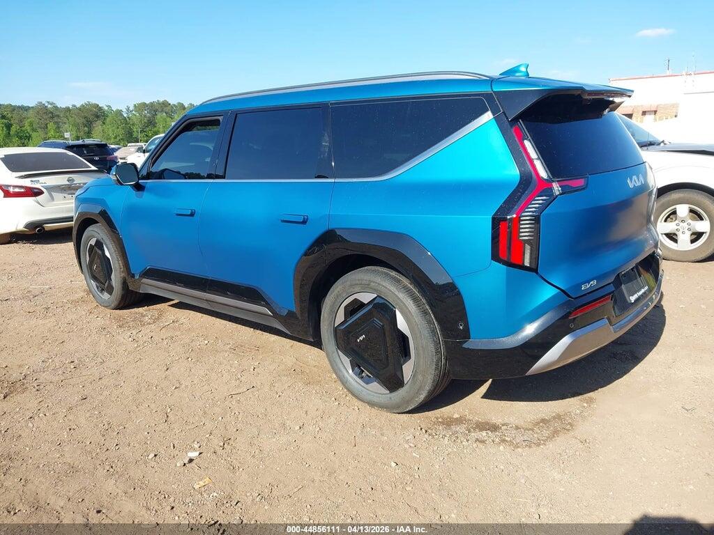 KNDADFS56R6026732 2024 KIA EV9 photo no. 3