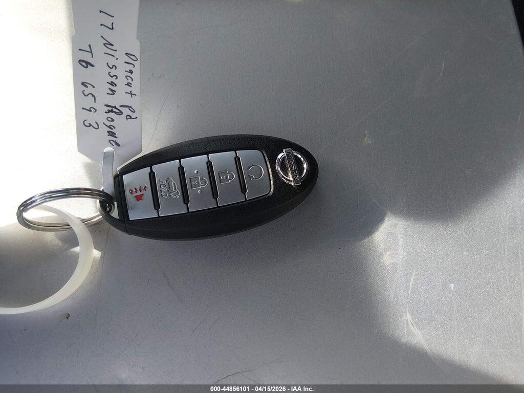 KNMAT2MV3HP525697 2017 NISSAN ROGUE photo no. 11