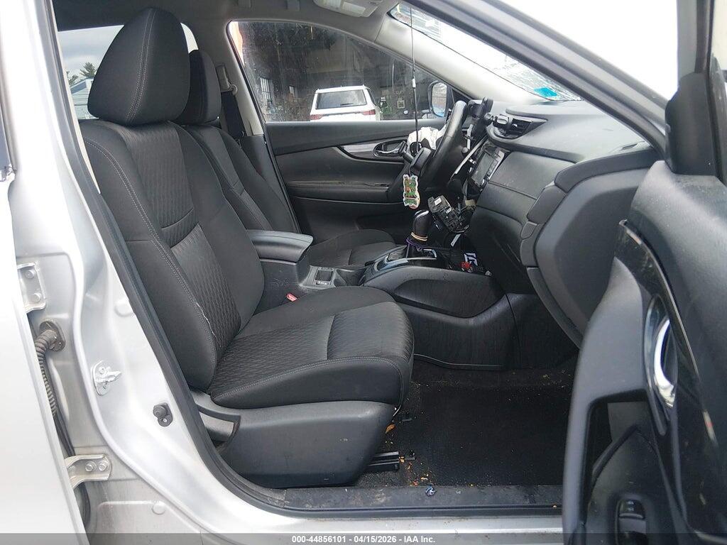 KNMAT2MV3HP525697 2017 NISSAN ROGUE photo no. 5