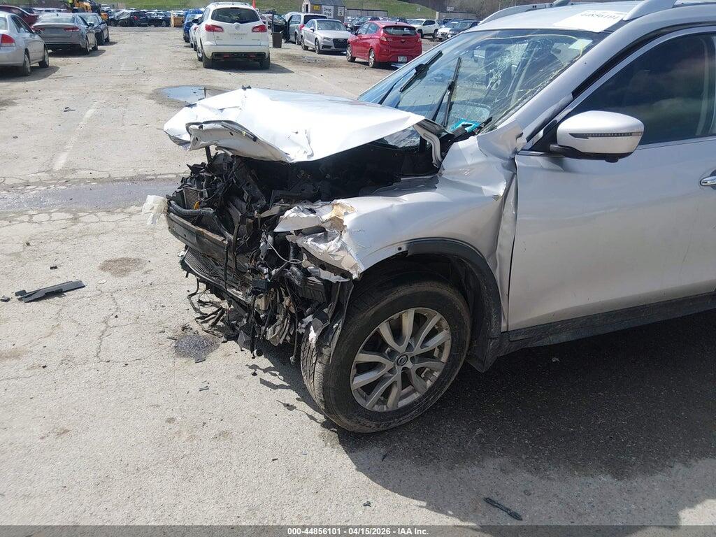 KNMAT2MV3HP525697 2017 NISSAN ROGUE photo no. 6