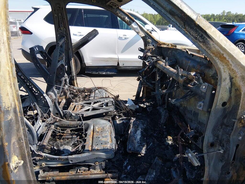 1GCPKEEK2SZ174683 2025 CHEVROLET SILVERADO 1500 photo no. 5