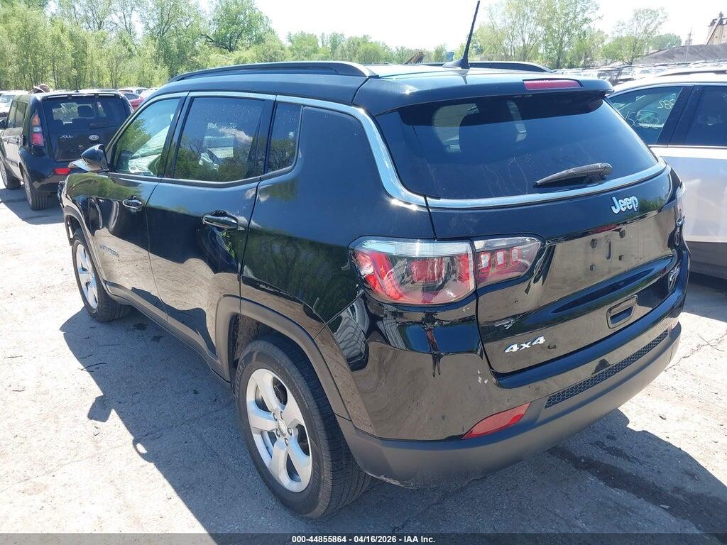 3C4NJDBB0JT413839 2018 JEEP COMPASS photo no. 3