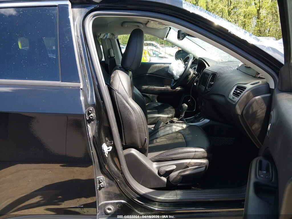 3C4NJDBB0JT413839 2018 JEEP COMPASS photo no. 5