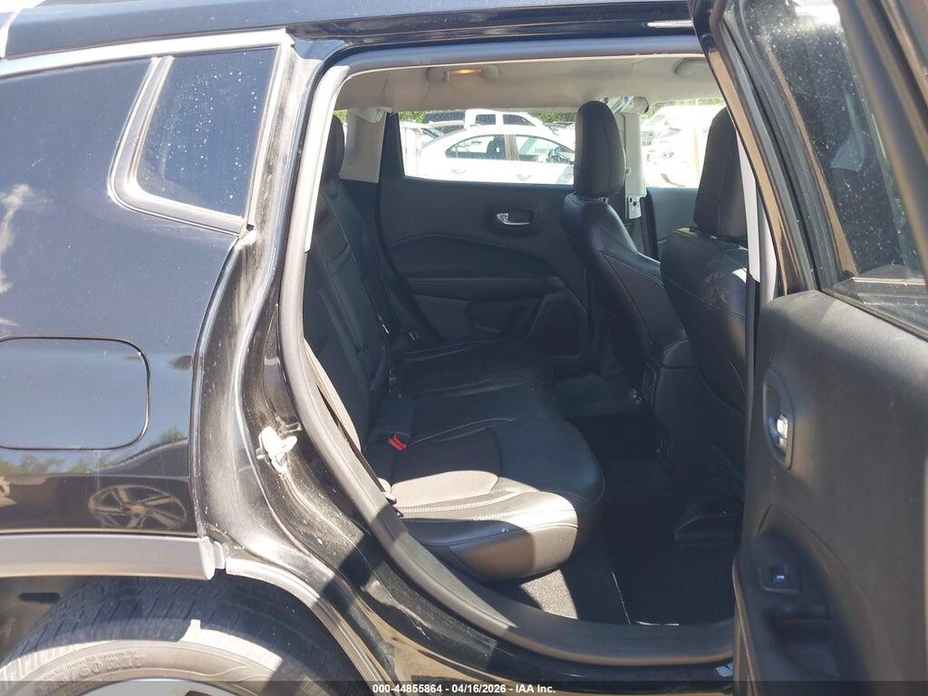 3C4NJDBB0JT413839 2018 JEEP COMPASS photo no. 8
