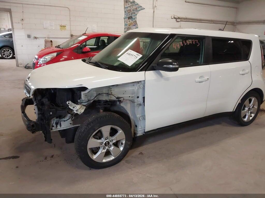 KNDJN2A22J7599655 2018 KIA SOUL photo no. 2