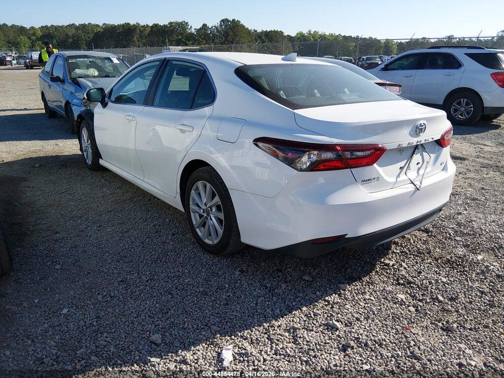 4T1C11AK4NU684255 2022 TOYOTA CAMRY photo no. 3