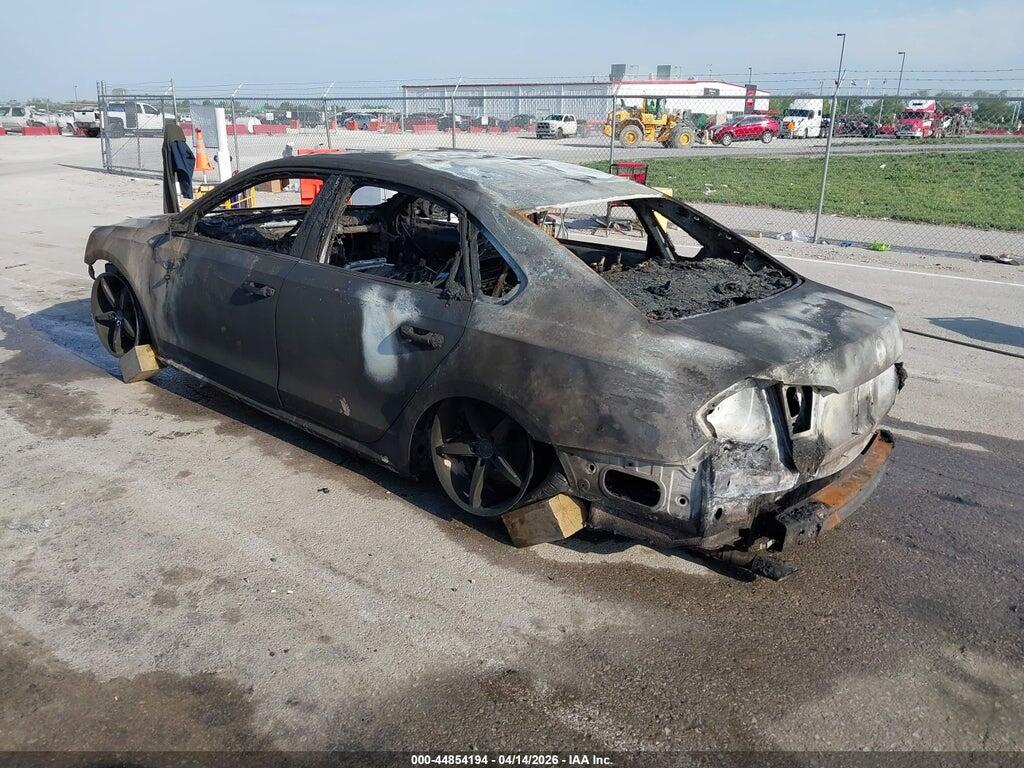 1VWBN7A35EC051802 2014 VOLKSWAGEN PASSAT photo no. 3