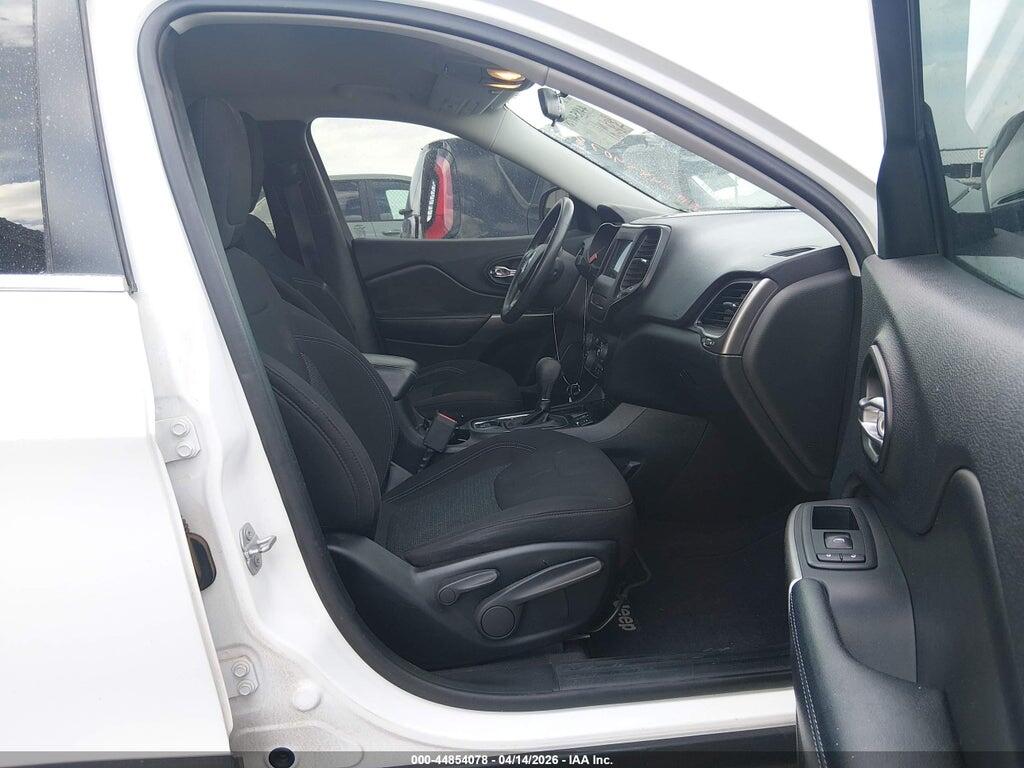 1C4PJLCB4KD172313 2019 JEEP CHEROKEE photo no. 5