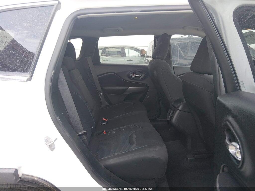 1C4PJLCB4KD172313 2019 JEEP CHEROKEE photo no. 8
