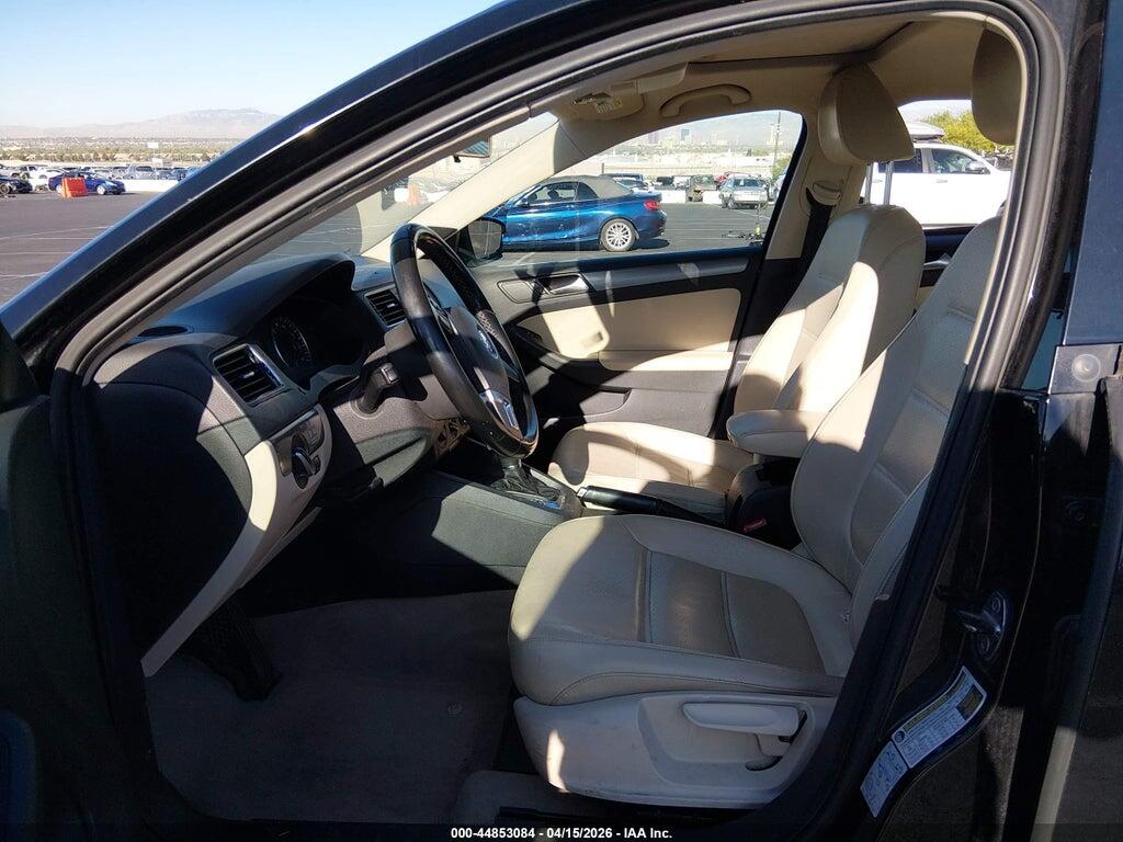 3VWLL7AJ5DM360983 2013 VOLKSWAGEN JETTA photo no. 5