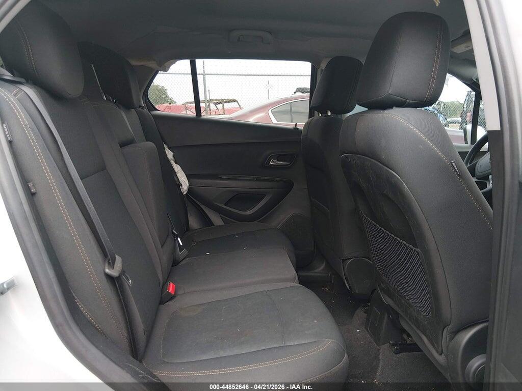 3GNCJNSB3KL274943 2019 CHEVROLET TRAX photo no. 8