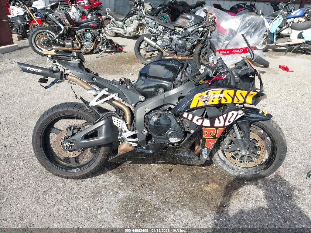 JH2PC40408M102071 2008 HONDA CBR600 photo no. 11