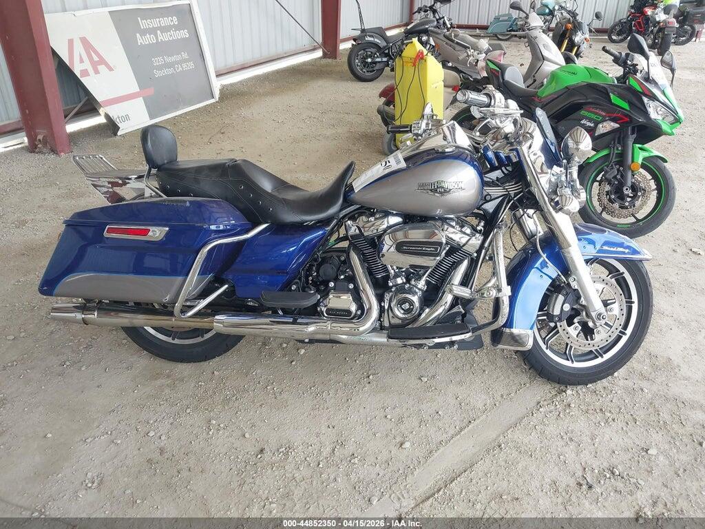 1HD1FBC35HB627831 2017 HARLEY-DAVIDSON FLHR photo no. 12