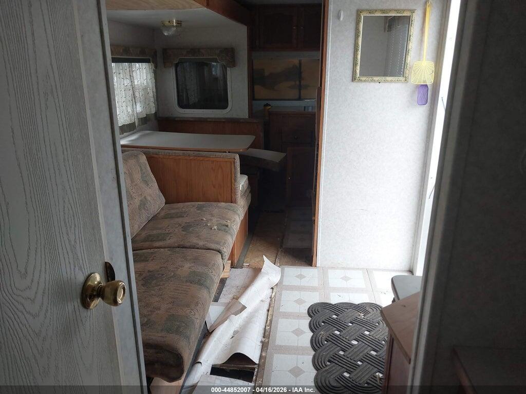 4YDT2852413023326 2001 KEYSTONE OTHER photo no. 5
