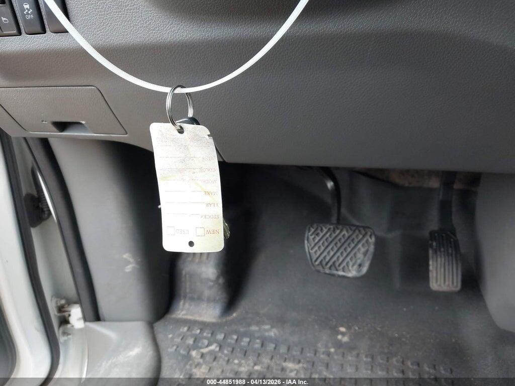 1N6BF0KY3CN100396 2012 NISSAN NV 2500 photo no. 11