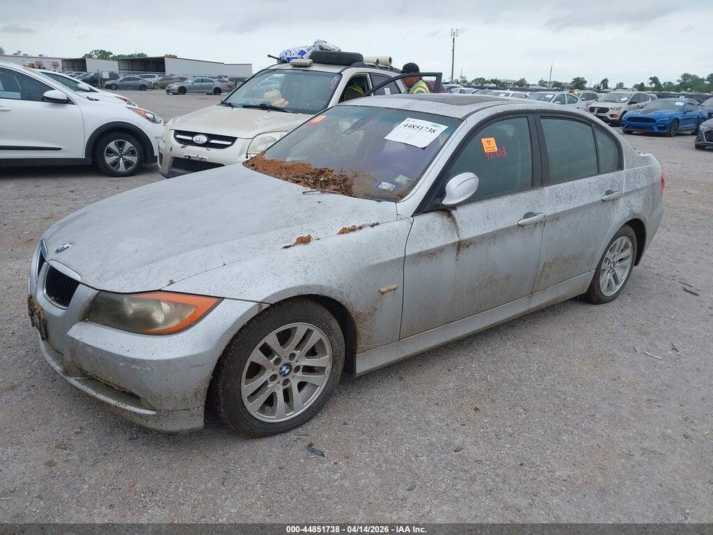 WBAVC53508FZ84872 2008 BMW 328 photo no. 2