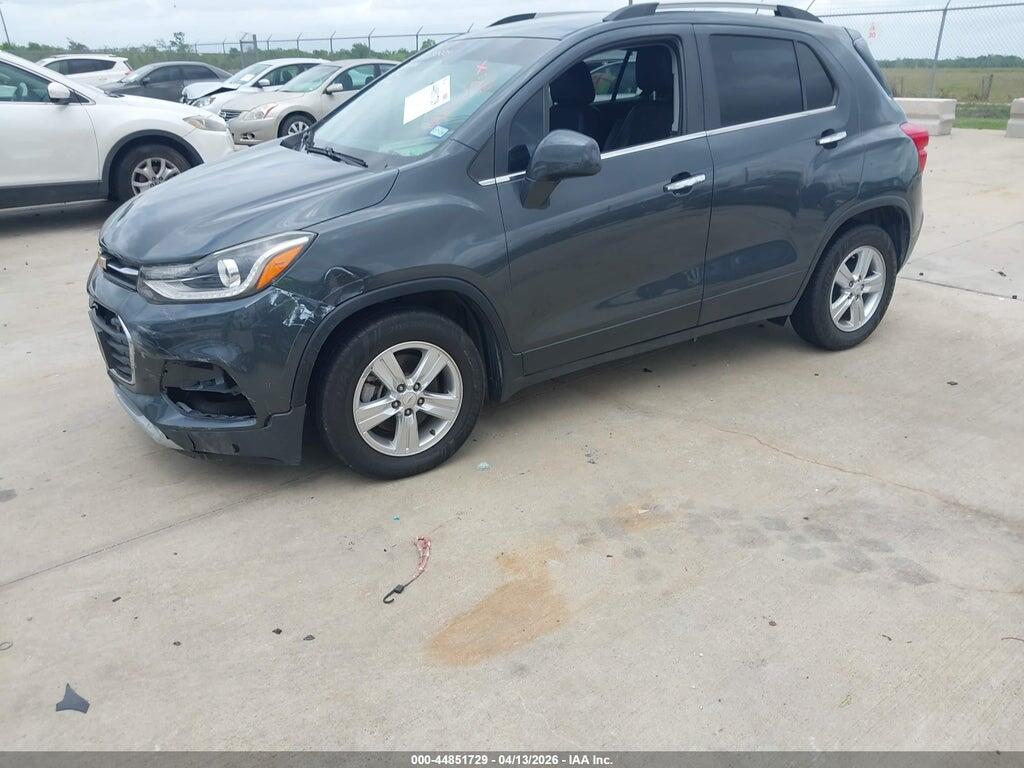 KL7CJLSB3JB723029 2018 CHEVROLET TRAX photo no. 2