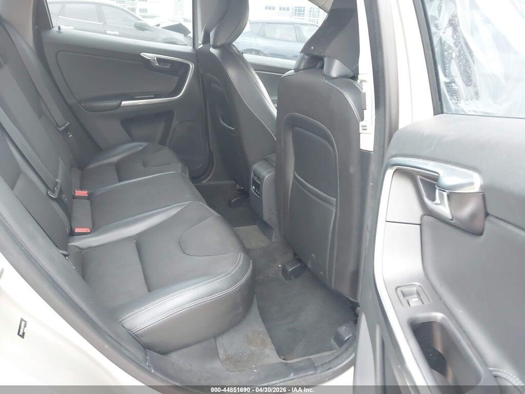 YV440MDJ5H2101219 2017 VOLVO XC60 photo no. 8