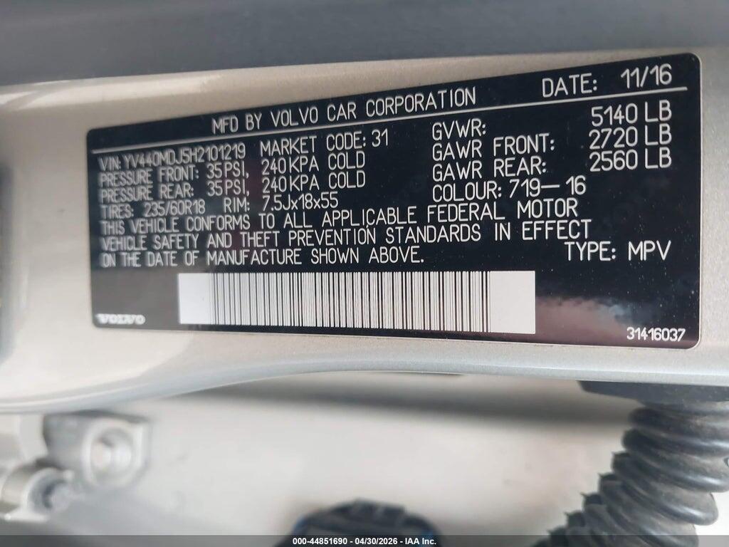 YV440MDJ5H2101219 2017 VOLVO XC60 photo no. 9