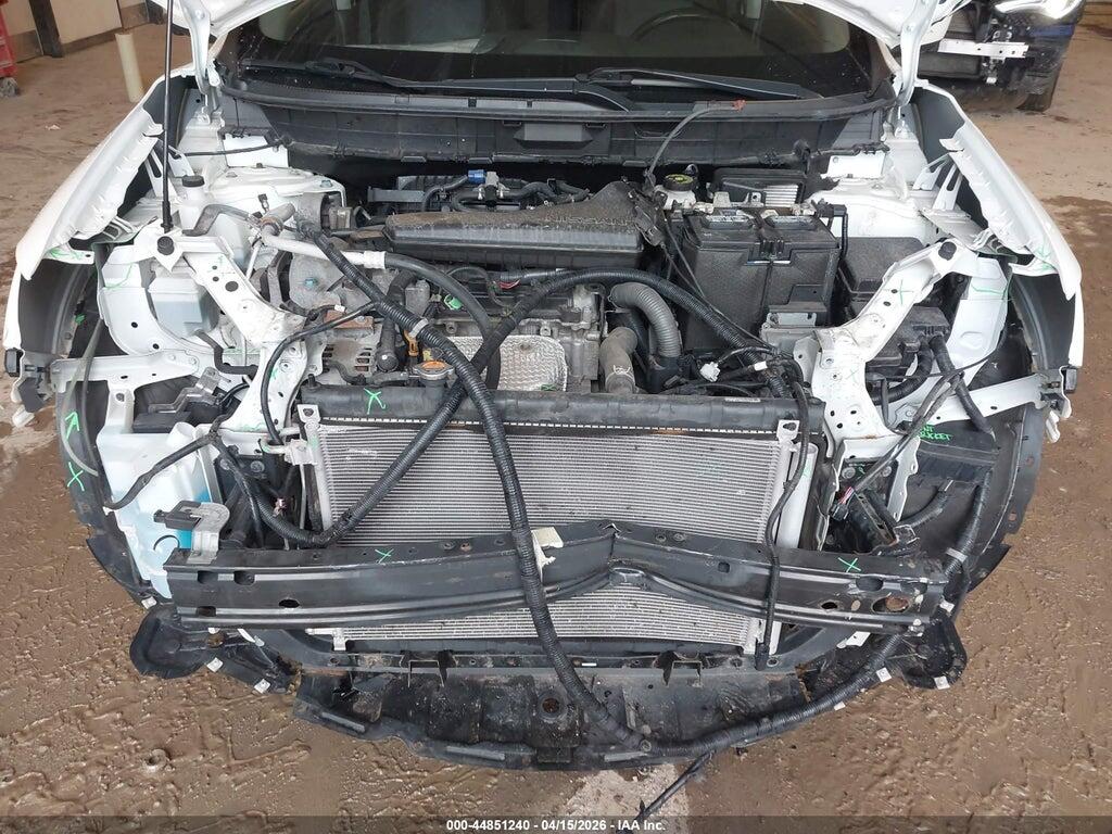 JN8AT2MV4HW024201 2017 NISSAN ROGUE photo no. 10