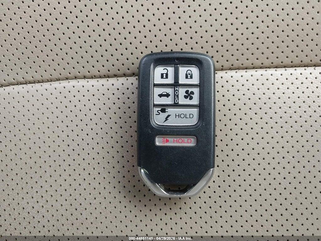 JHMZC5F36JC018997 2018 HONDA CLARITY PLUG-IN HYBRID photo no. 11