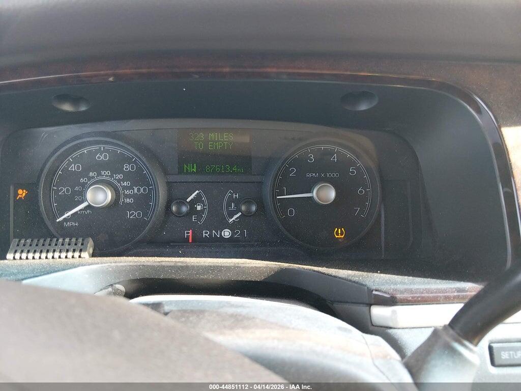 2LNHM82V69X633661 2009 LINCOLN TOWN CAR photo no. 7