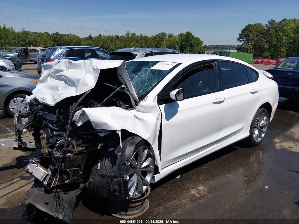 1C3CCCBG0GN109933 2016 CHRYSLER 200 photo no. 2