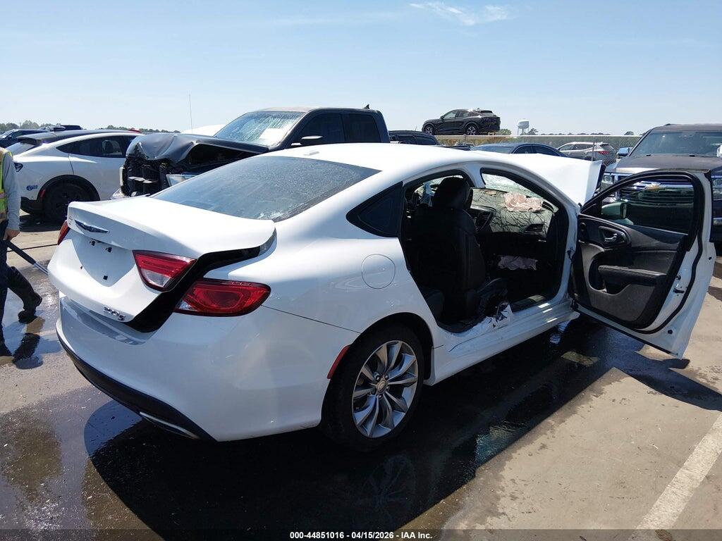 1C3CCCBG0GN109933 2016 CHRYSLER 200 photo no. 4