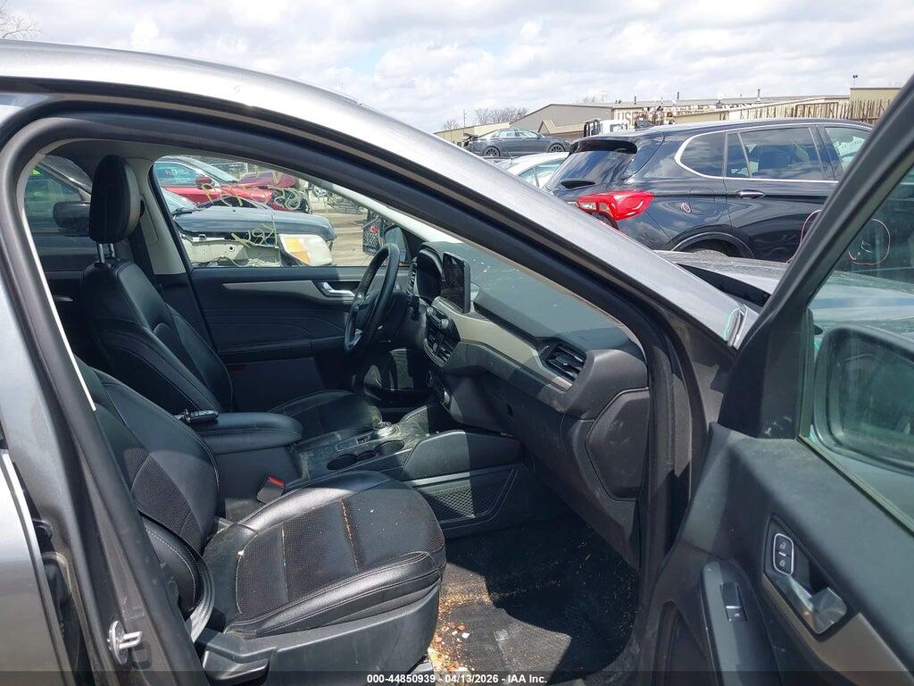 1FMCU9H68NUA34259 2022 FORD ESCAPE photo no. 5