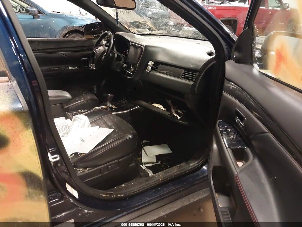 JA4AZ3A31LZ003214 2020 MITSUBISHI OUTLANDER photo no. 5