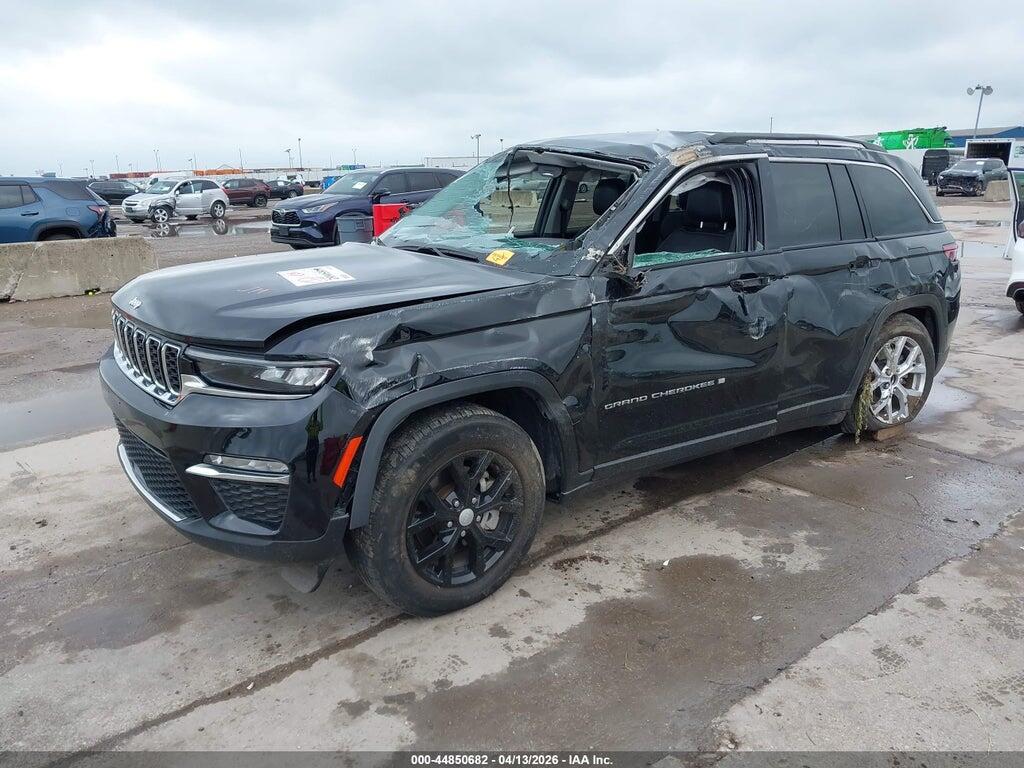 1C4RJHBG4PC528128 2023 JEEP GRAND CHEROKEE photo no. 2