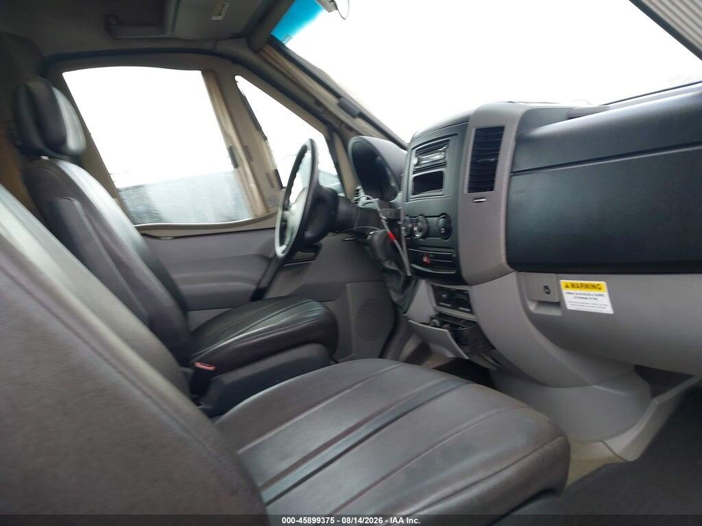 WDXPF445989363598 2008 DODGE SPRINTER 3500 photo no. 8