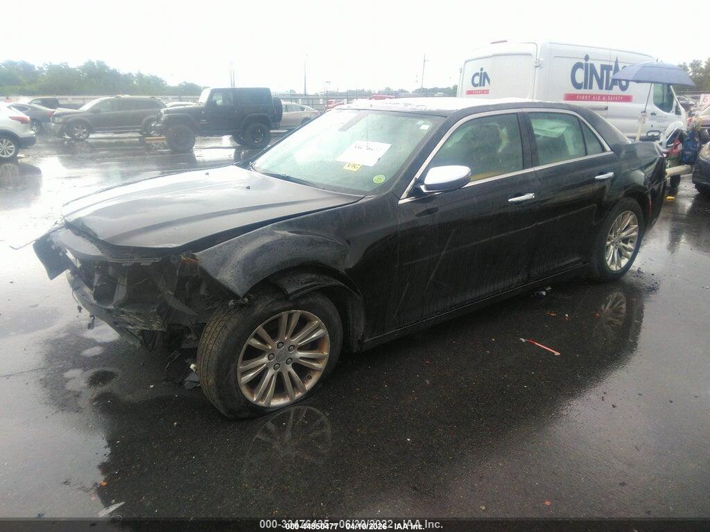 2C3CCAEGXGH197852 2016 CHRYSLER 300 photo no. 2