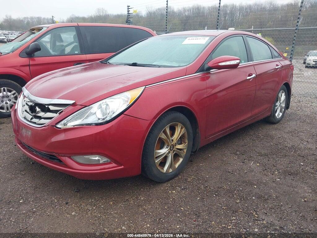 5NPEC4AC7DH519844 2013 HYUNDAI SONATA photo no. 2