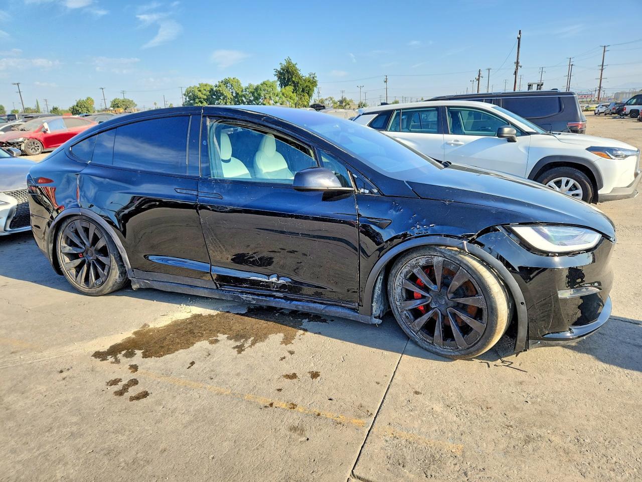 7SAXCBE61PF404194 2023 TESLA MODEL X photo no. 4