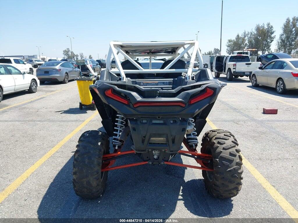 3NSVFE926KF588611 2019 POLARIS RZR photo no. 6