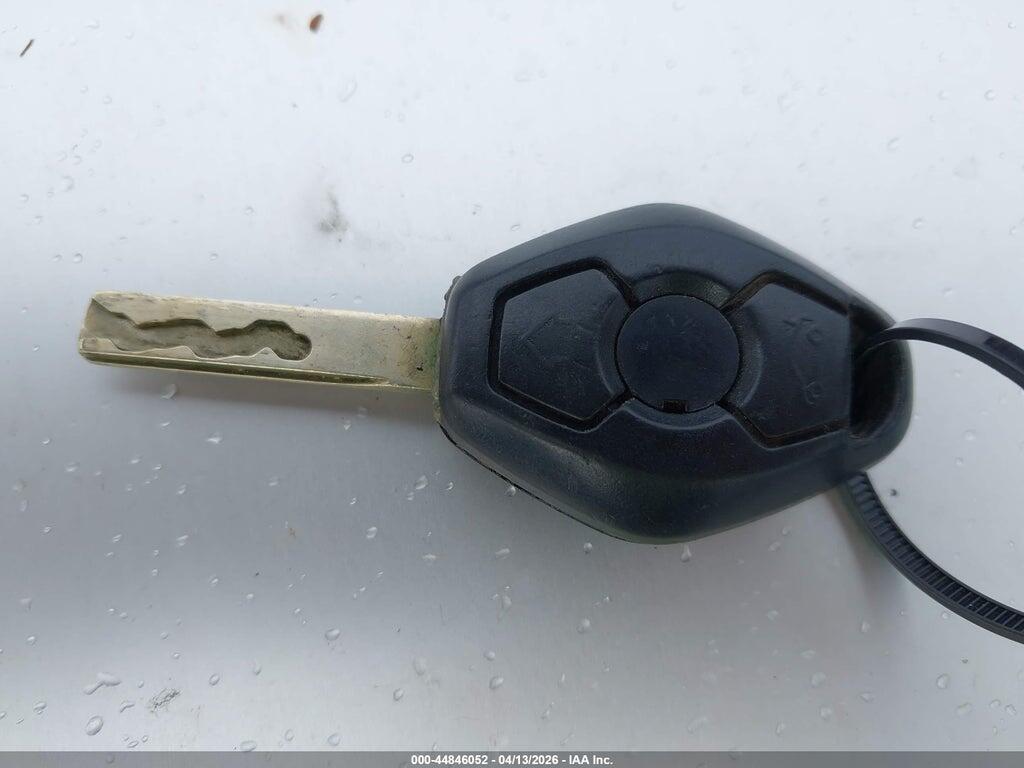 WBAAV33401FU89792 2001 BMW 325I photo no. 11