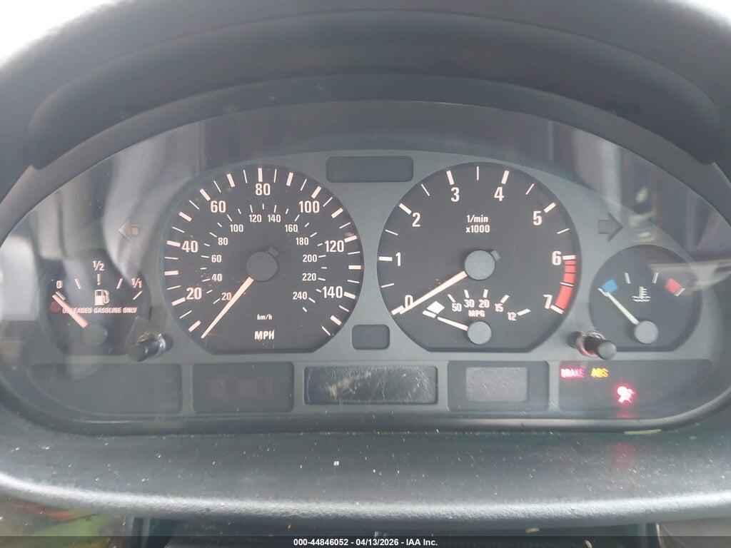 WBAAV33401FU89792 2001 BMW 325I photo no. 7